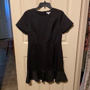 EUC TCEC SIZE LARGE BLACK DRESS